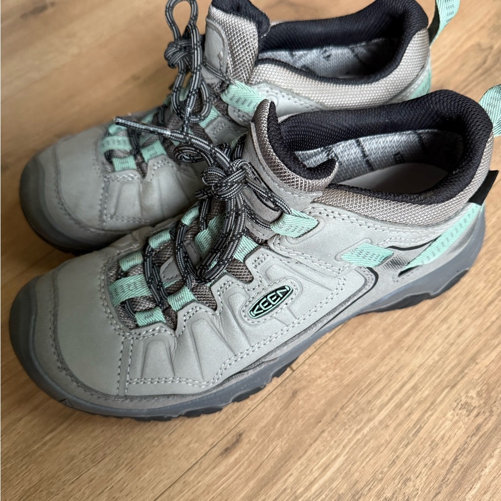 Keen Targhee Waterproof Hikers